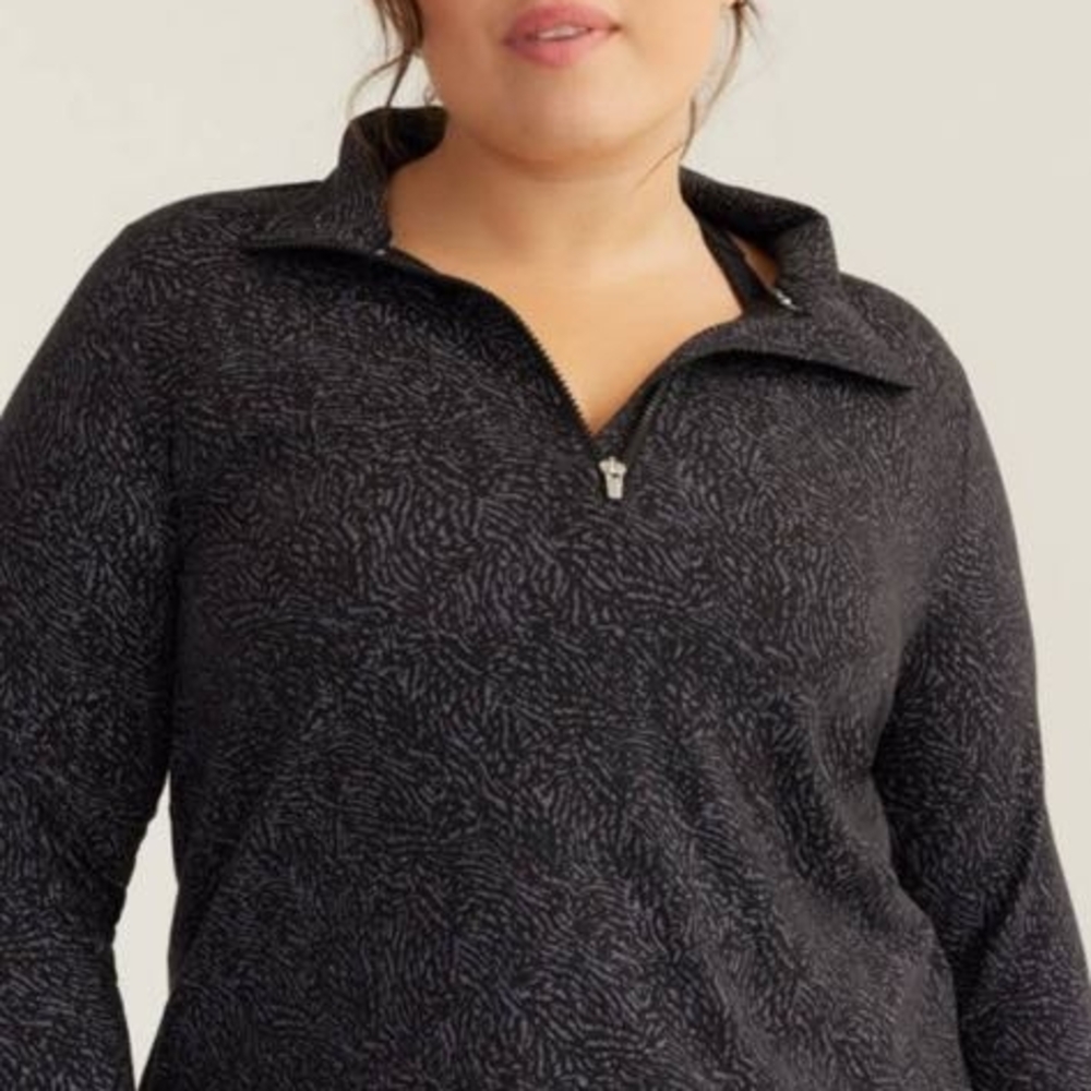 Black Quarter-Zip Pullover